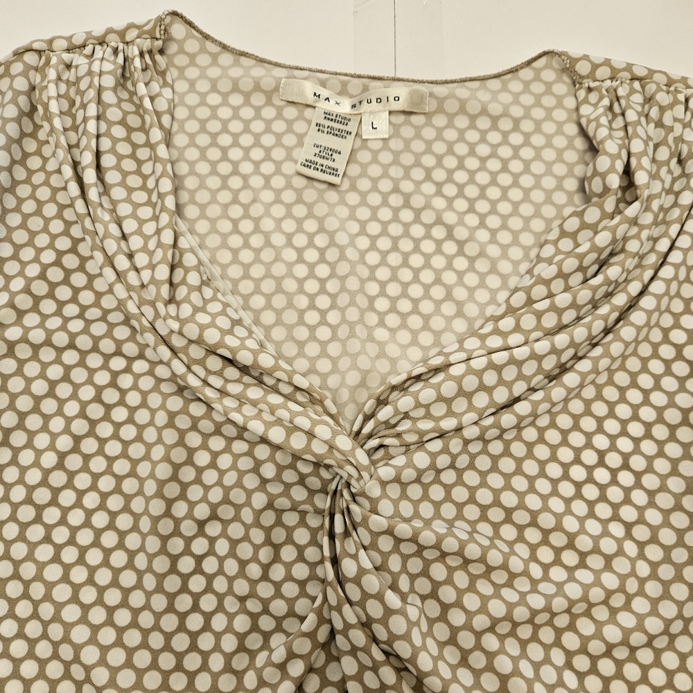 Max Studio Taupe White Polka Dot Sleeveless Blouse Sz Lg - Picture 2 of 8